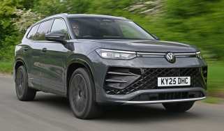 Volkswagen Tayron - front